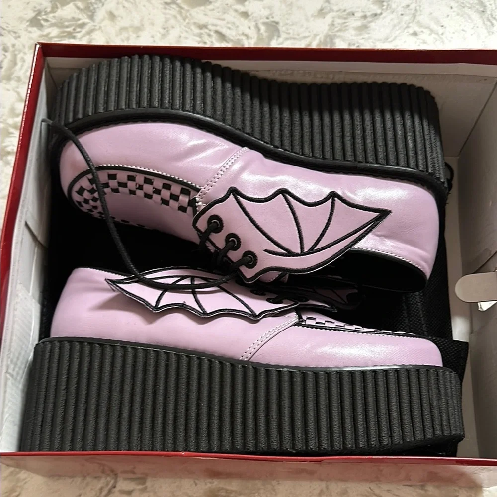 Demonia Women’s Size 8 Purple Shoes